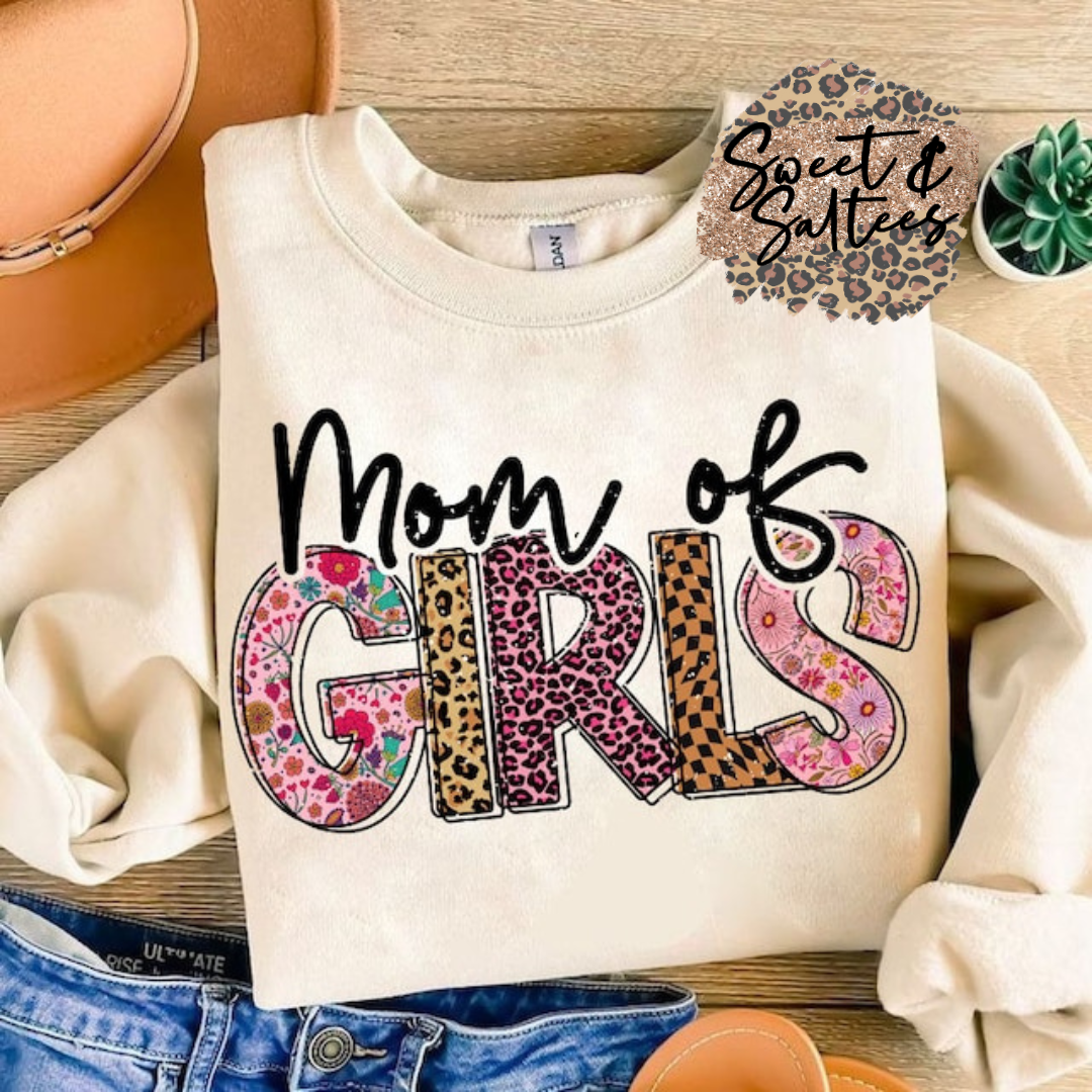 Mom of girls t-shirt