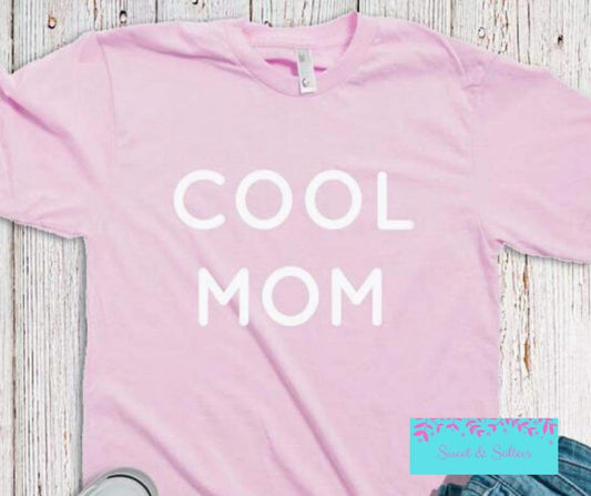 Cool Mom Graphic T-shirt